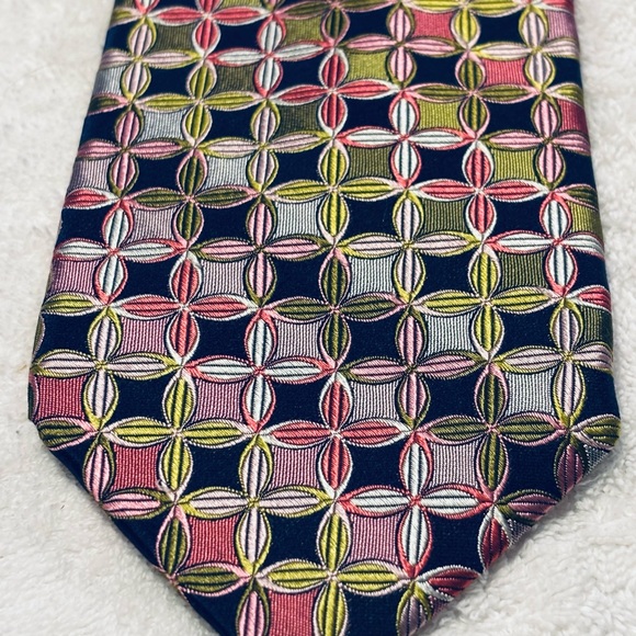 Brand New Stylish High Quality Tie By IKE BEHAR - Picture 2 of 4